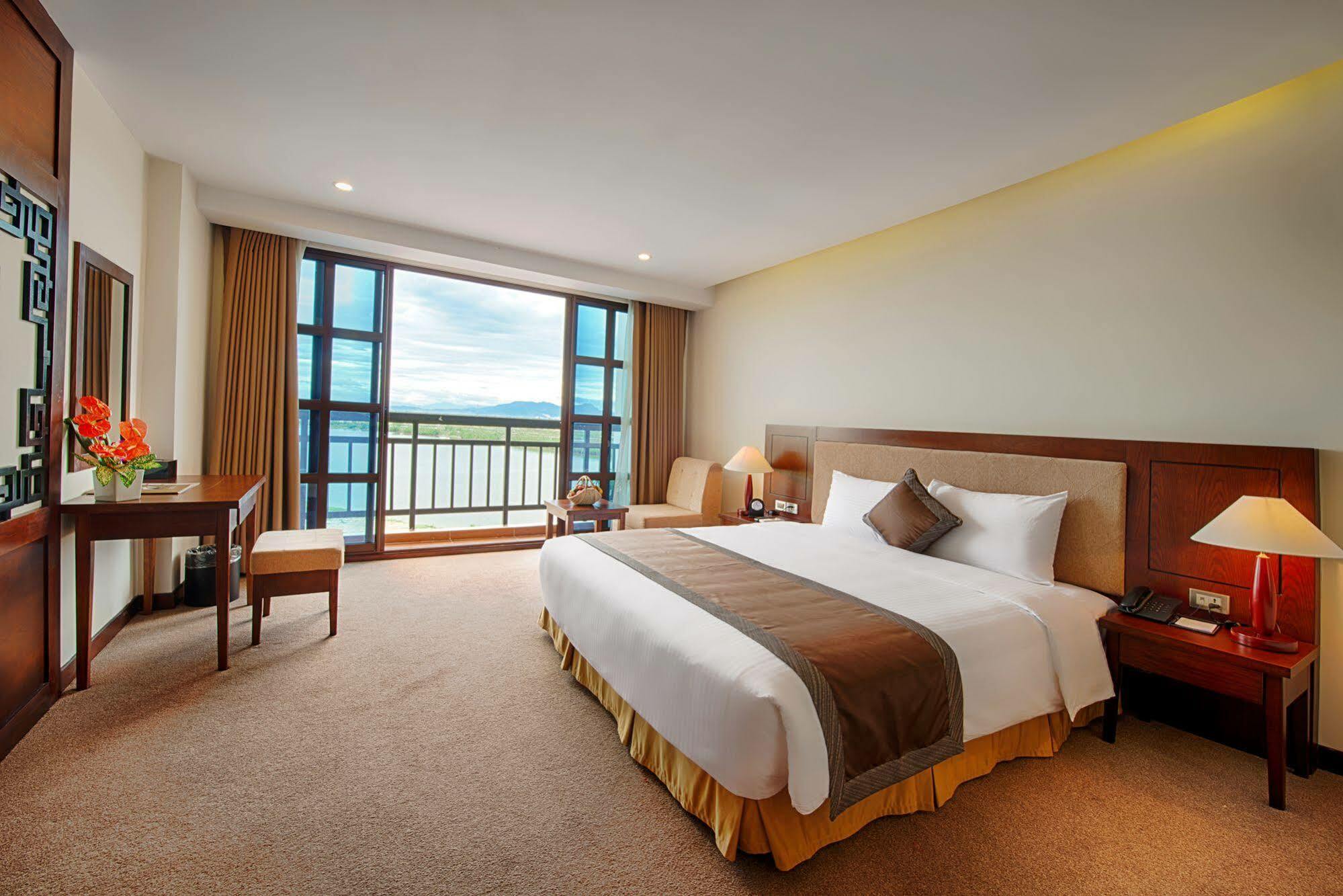 Muong Thanh Holiday Hoi An Hotel Exterior photo